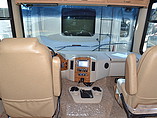 2015 Thor Motor Coach Hurricane Photo #6