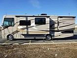 2015 Thor Motor Coach Hurricane Photo #4