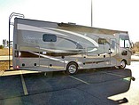 2015 Thor Motor Coach Hurricane Photo #6