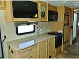 2015 Thor Motor Coach Hurricane Photo #15