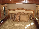 2015 Thor Motor Coach Hurricane Photo #11
