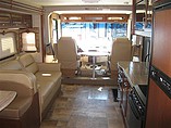 2015 Thor Motor Coach Hurricane Photo #12