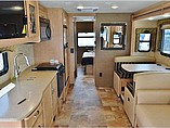 2015 Thor Motor Coach Hurricane Photo #9