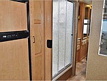 2015 Thor Motor Coach Hurricane Photo #17