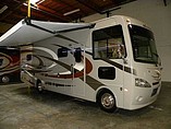 2015 Thor Motor Coach Hurricane Photo #2
