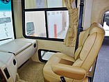 2015 Thor Motor Coach Hurricane Photo #10