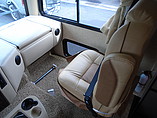 2015 Thor Motor Coach Hurricane Photo #10