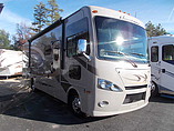 2015 Thor Motor Coach Hurricane Photo #3