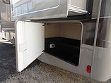 2015 Thor Motor Coach Hurricane Photo #7