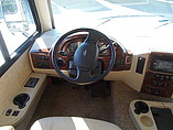 2015 Thor Motor Coach Hurricane Photo #10