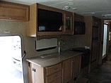 2016 Thor Motor Coach Hurricane Photo #9