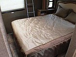 2016 Thor Motor Coach Hurricane Photo #12