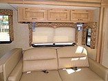 2016 Thor Motor Coach Hurricane Photo #13