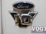 2012 Thor Motor Coach Hurricane Photo #7