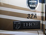 2012 Thor Motor Coach Hurricane Photo #7