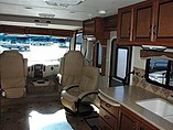 2013 Thor Motor Coach Hurricane Photo #10