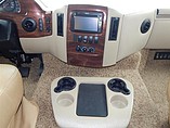 2013 Thor Motor Coach Hurricane Photo #6