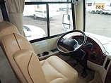 2013 Thor Motor Coach Hurricane Photo #7