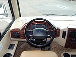 2013 Thor Motor Coach Hurricane Photo #8