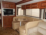 2013 Thor Motor Coach Hurricane Photo #11