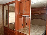 2013 Thor Motor Coach Hurricane Photo #24