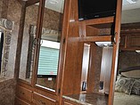 2014 Thor Motor Coach Hurricane Photo #4