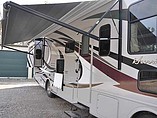 2014 Thor Motor Coach Hurricane Photo #10
