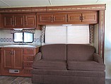 2012 Thor Motor Coach Hurricane Photo #6