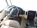2012 Thor Motor Coach Hurricane Photo #9