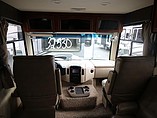 2011 Thor Motor Coach Hurricane Photo #9