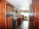 2015 Thor Motor Coach Hurricane Photo #8