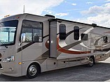 15 Thor Motor Coach Hurricane