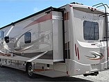 2015 Thor Motor Coach Hurricane Photo #3