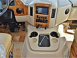 2015 Thor Motor Coach Hurricane Photo #8