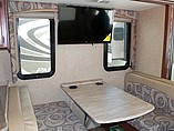 2015 Thor Motor Coach Hurricane Photo #8