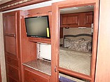 2015 Thor Motor Coach Hurricane Photo #11