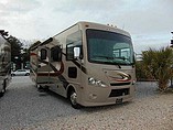 15 Thor Motor Coach Hurricane