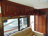 2015 Thor Motor Coach Hurricane Photo #20