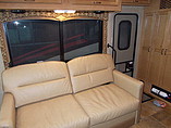 2015 Thor Motor Coach Hurricane Photo #19