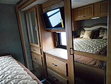 2015 Thor Motor Coach Hurricane Photo #17