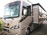 2015 Thor Motor Coach Hurricane Photo #2