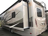 2015 Thor Motor Coach Hurricane Photo #5