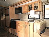 2015 Thor Motor Coach Hurricane Photo #16