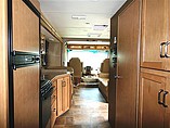 2015 Thor Motor Coach Hurricane Photo #23