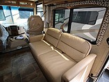 2016 Thor Motor Coach Hurricane Photo #6
