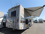 2016 Thor Motor Coach Hurricane Photo #8