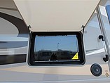 2016 Thor Motor Coach Hurricane Photo #11