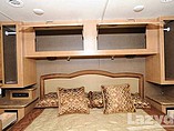 2016 Thor Motor Coach Hurricane Photo #37