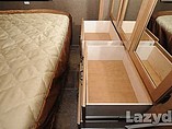2016 Thor Motor Coach Hurricane Photo #39