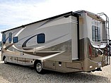 2016 Thor Motor Coach Hurricane Photo #3
